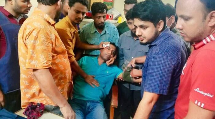 সরাইলে দুই পক্ষের সংঘর্ষে ইউএনও-ওসিসহ আহত ২০
