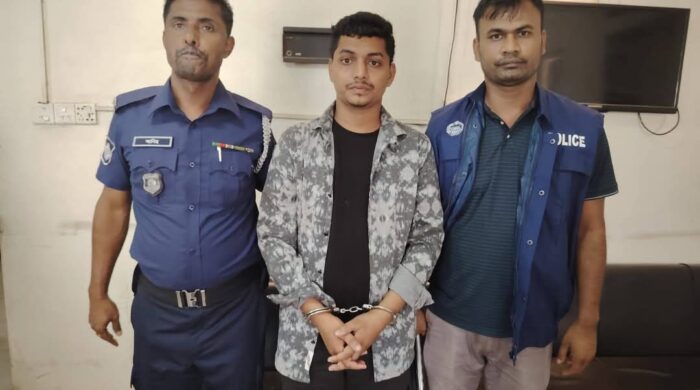 কসবায় চাচাতো ভাই খুনের ঘটনায় অভিযুক্ত শাওন ফকির ঢাকায় গ্রেফতার
