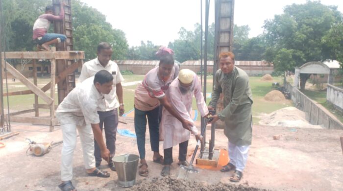 গাইবান্ধার ক্রোড়গাছা বিএল উচ্চ বিদ্যালয়ের দুই তলা ভরন সম্প্রসারন কাজের শুভ উদ্বোধন