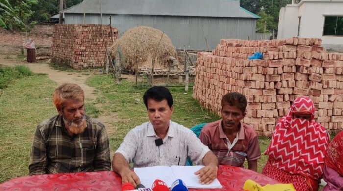শেরপুরে জমি সংক্রান্ত বিরোধে একই গোষ্ঠীর লোকদের ফাঁসাতে মিথ্যা মামলা দায়ের।