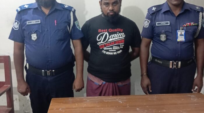 রৌমারীতে ৬২ পিস এবং বিক্রয় ৪০১০ টাকা সহ এক মাদক কারবারি আটক