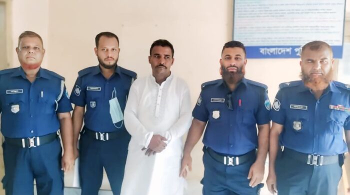 আওয়ামী লীগ নেতা রুহুল আমিন গ্রেফতার: বিস্ফোরক আইনের মামলায় আটক