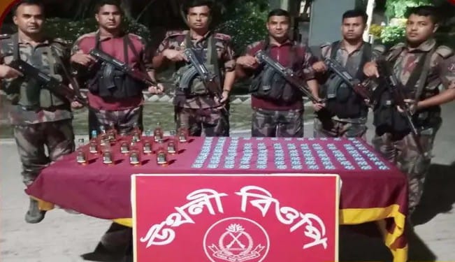 মহেশপুর সীমান্তে বিপুল পরিমাণ মাদক ও ভারতীয় পণ্য উদ্ধার