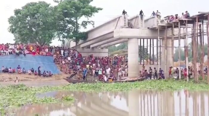 গুরুদাসপুরে পিপলা নদীতে নিখোঁজ স্কুলছাত্রের মরদেহ উদ্ধার