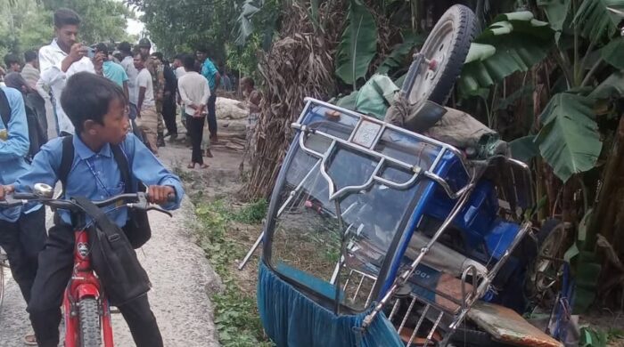 পঞ্চগড়ে দুর্ঘটনায় নারী ও শিশু সহ তিনজন নিহত