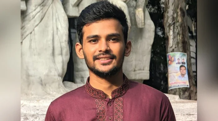 ভারতের বিধিনিষেধ আমাদের জন্যে আত্মনির্ভরশীলতার সুযোগ : উপদেষ্টা আসিফ মাহমুদ