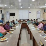 চাঁপাইনবাবগঞ্জ সরকারি মহিলা কলেজের আয়োজনে ইফতার মাহফিলের দৃশ্য